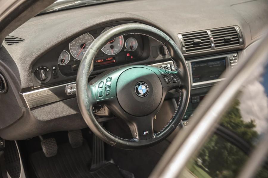 Панель приборов BMW M5 (E39) 2003 года  (фото 43 из 148)